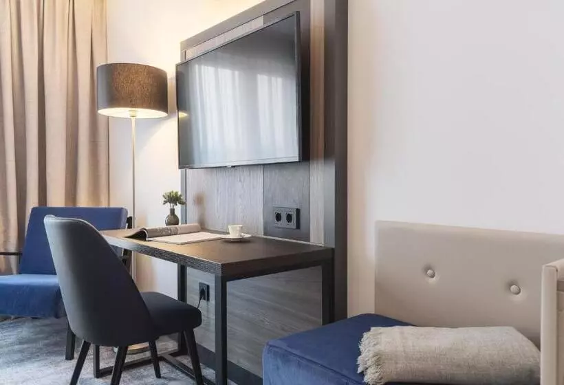 Hotelli Acora Augsburg Living The City