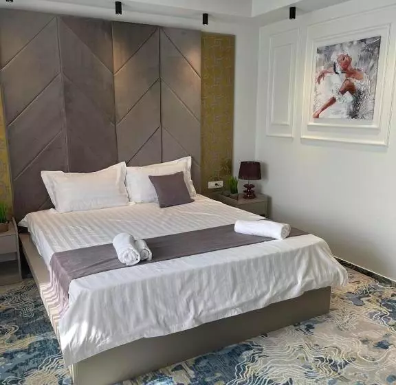 هتل Apartments Jordan Luxury