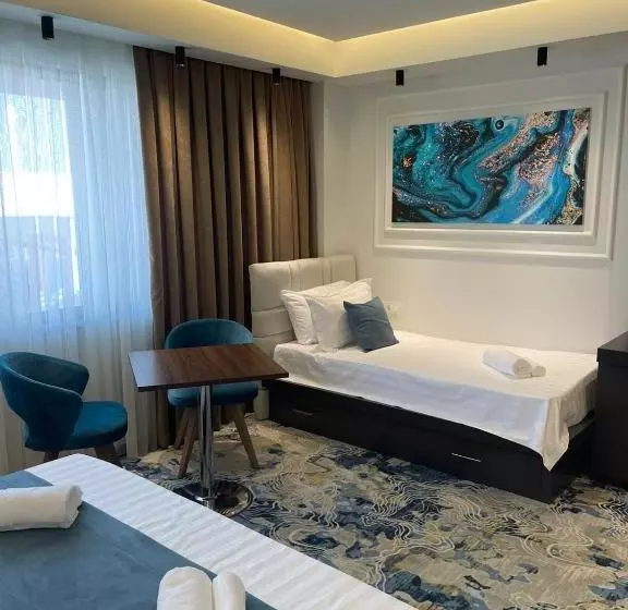 هتل Apartments Jordan Luxury