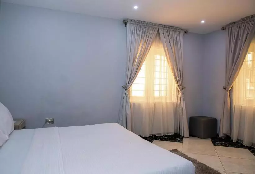 هتل Orange Roof Lodge