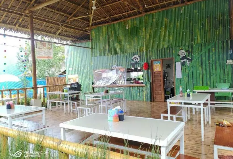 ホテル Rumah Kurcaci D'sawah