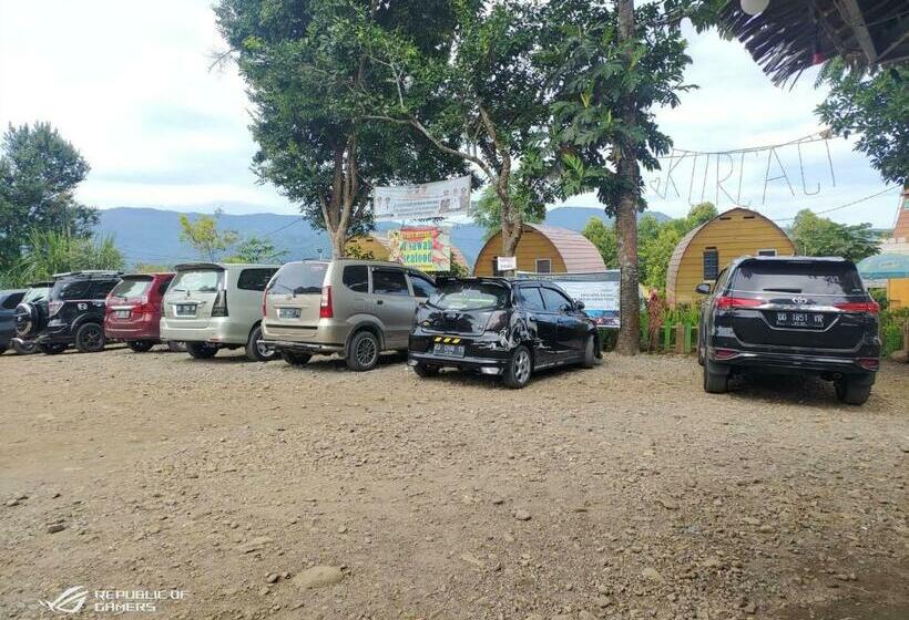 בית מלון כפרי Rumah Kurcaci D'sawah