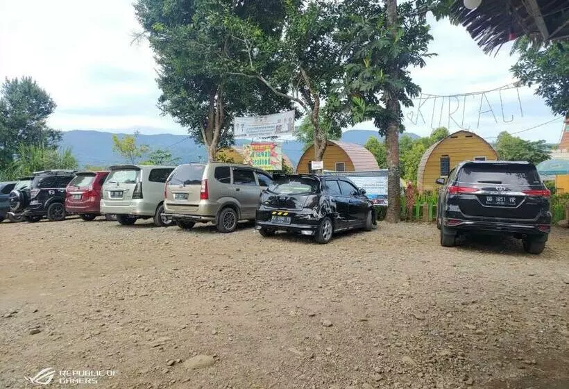 ホテル Rumah Kurcaci D'sawah