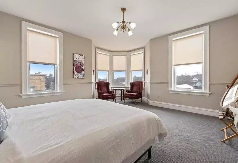 ホテル The Audubon Inn Llc