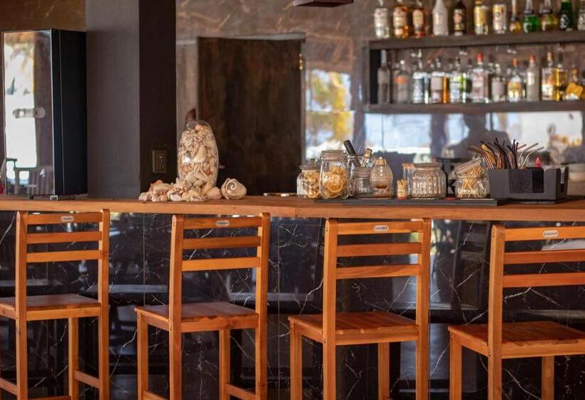 酒店 The One Resort Zanzibar