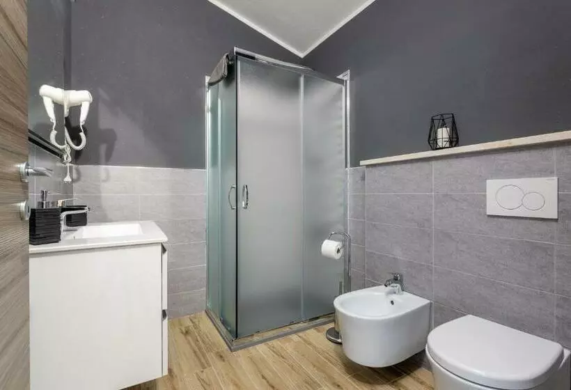 ペンション Cadoni Guest House