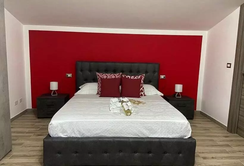 ペンション Cadoni Guest House