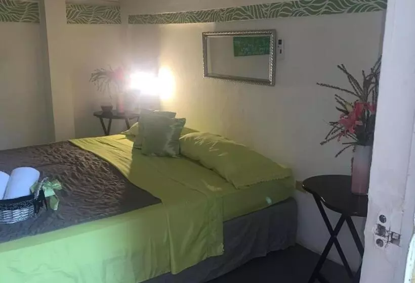 Majatalo Hostal Familiar Villa Nome