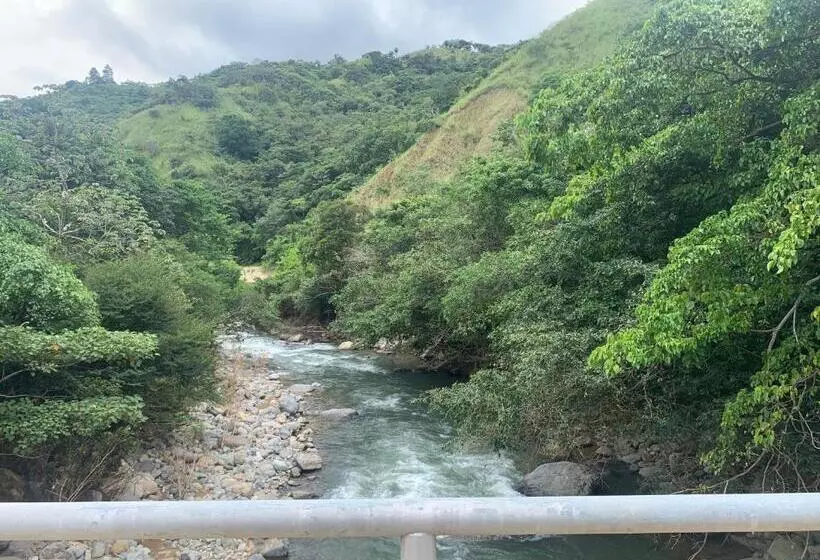 Majatalo Hostal Familiar Villa Nome