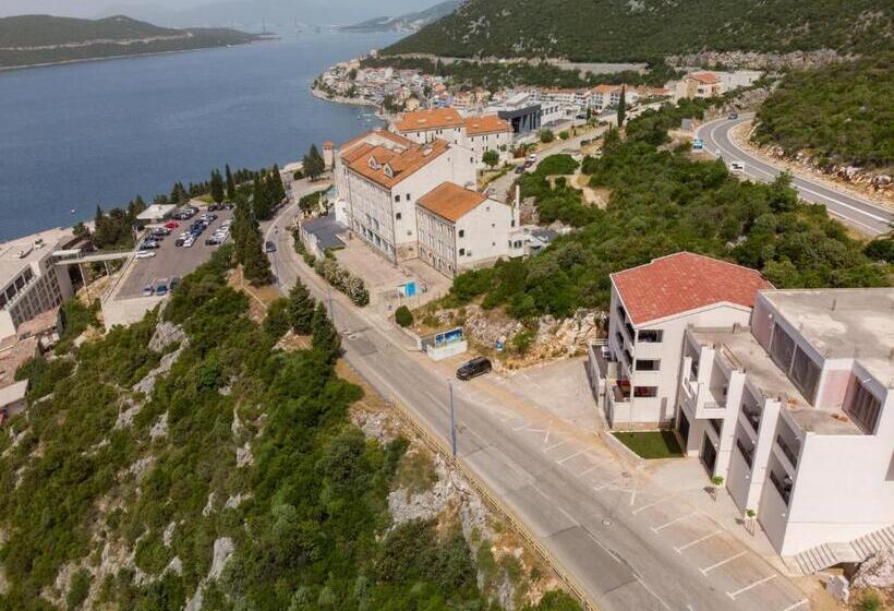 پانسیون Villa Catalpa