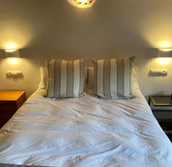 Aamiaismajoitus (B&B) La Valuisilla, Hotel Rural