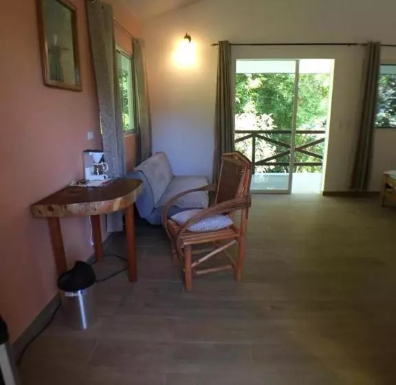 ベッドアンドブレックファースト Magic Mountain Lodge