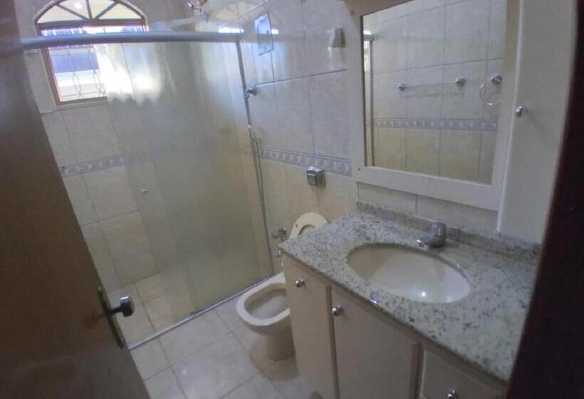 Общежитие Cascais Quartos & Suítes