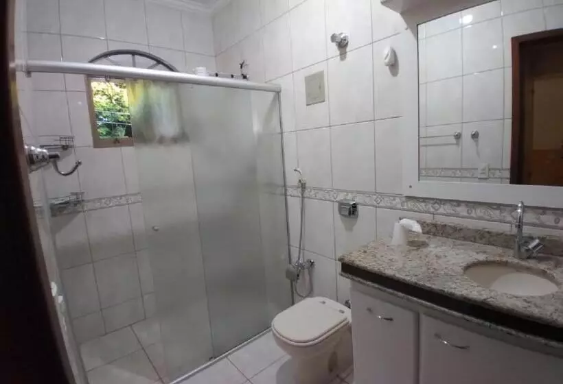 Retkeilymaja Cascais Quartos & Suítes