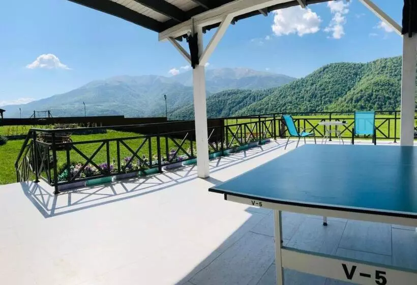 ホテル Cottage Chalet And Tours