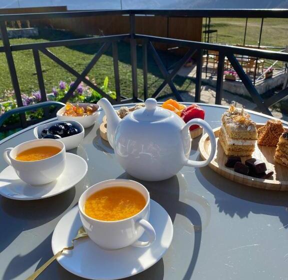 فندق Cottage Chalet And Tours