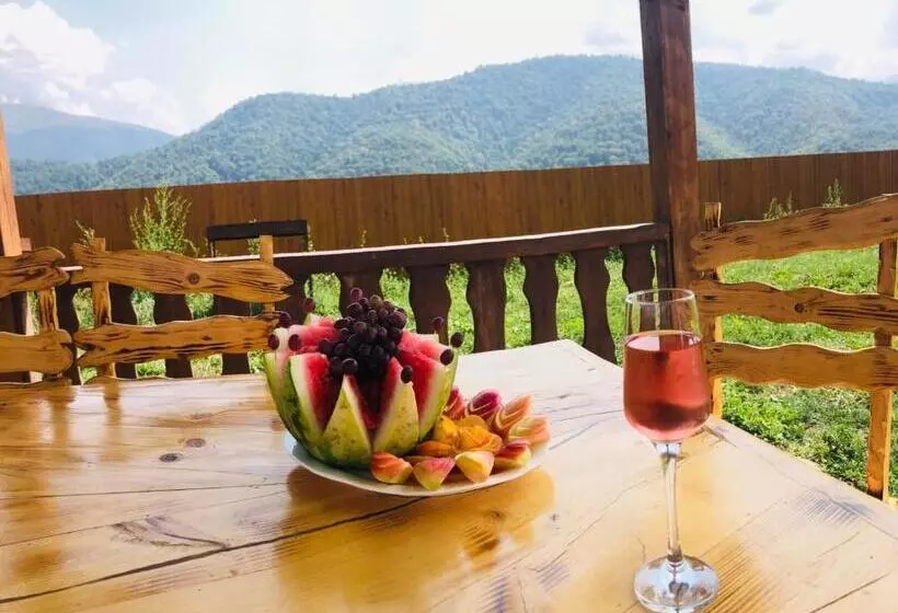 ホテル Cottage Chalet And Tours