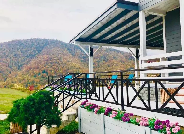 ホテル Cottage Chalet And Tours