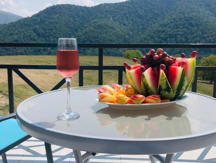 فندق Cottage Chalet And Tours