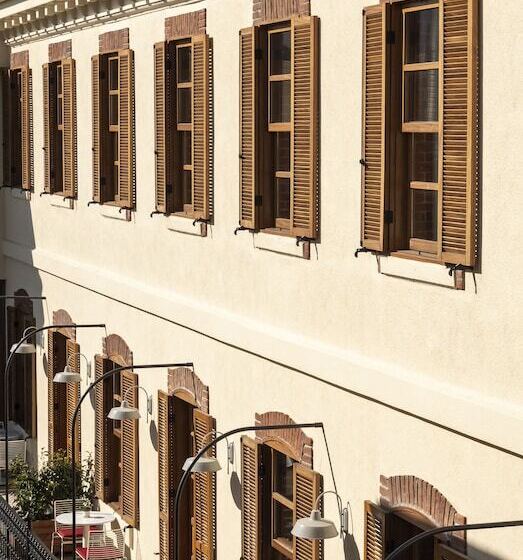 Hotel Ecole St. Pierre