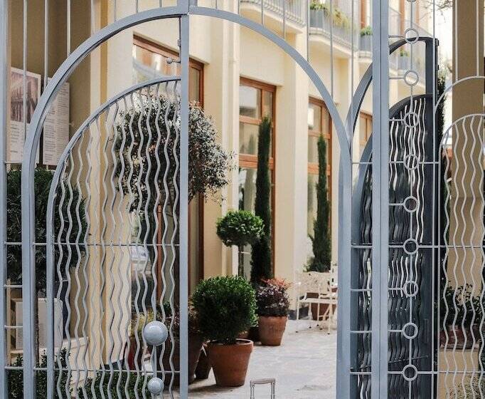 Hotel Ecole St. Pierre