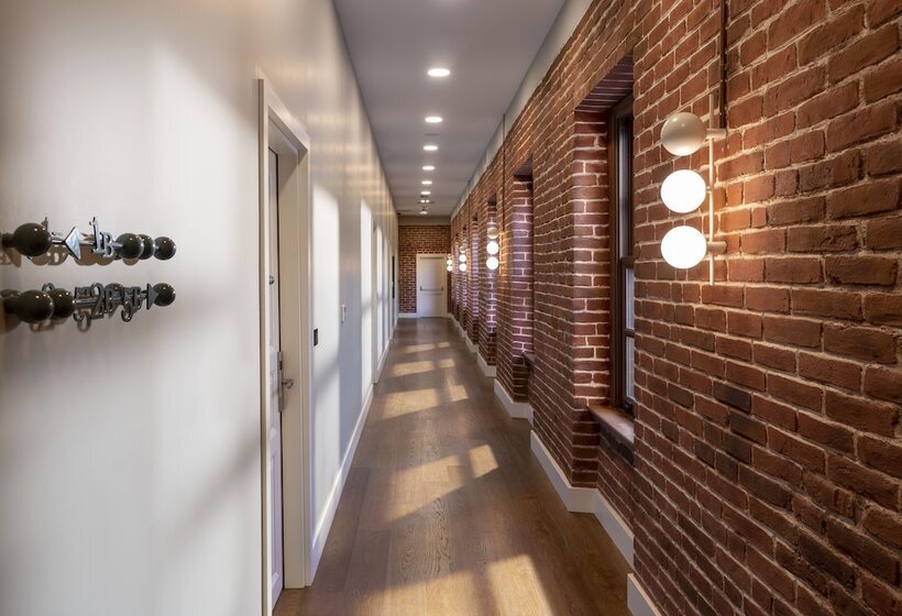 Hotel Ecole St. Pierre