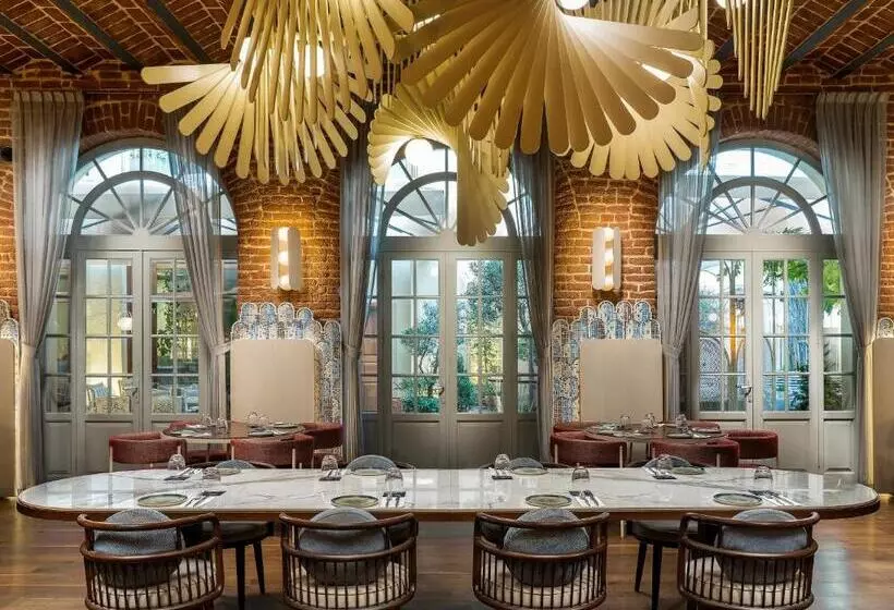 Hotel Ecole St. Pierre