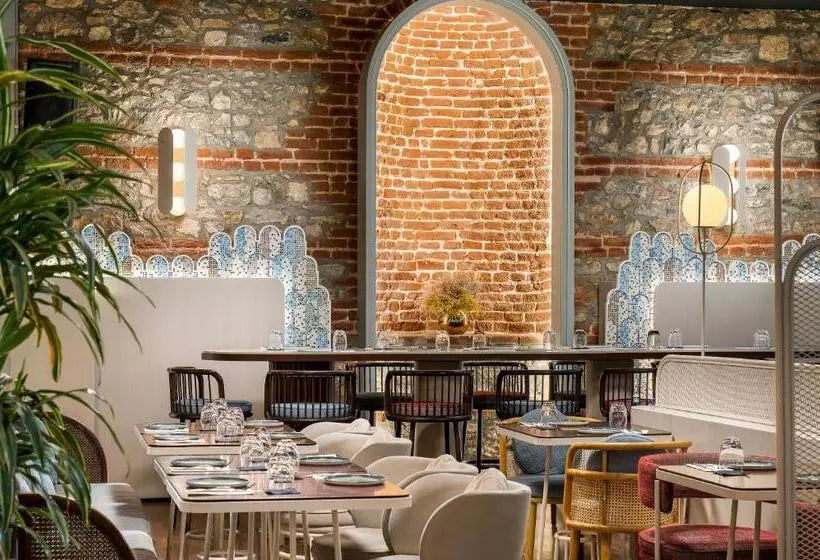 Hotel Ecole St. Pierre