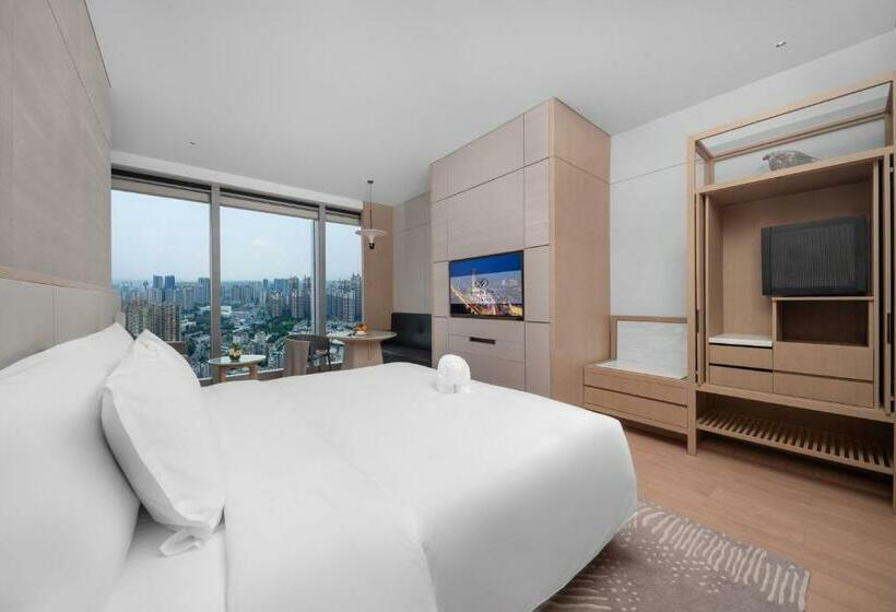 Grand Bay Hotel Chengdu