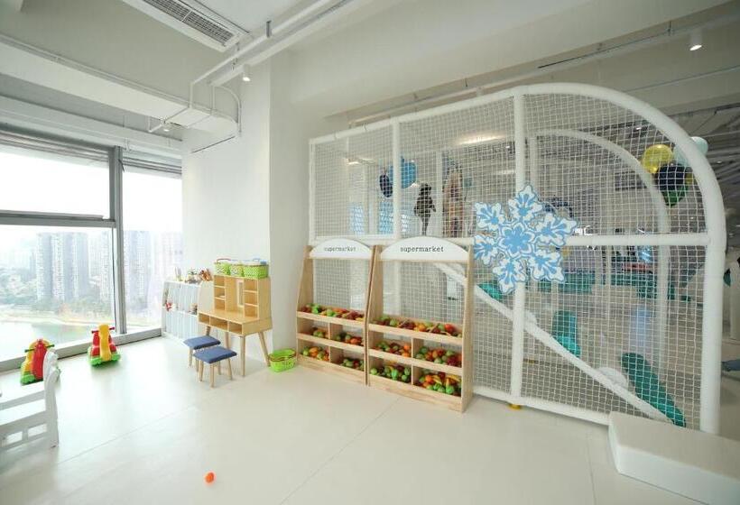 Grand Bay Hotel Chengdu