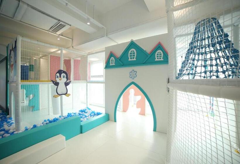 Grand Bay Hotel Chengdu