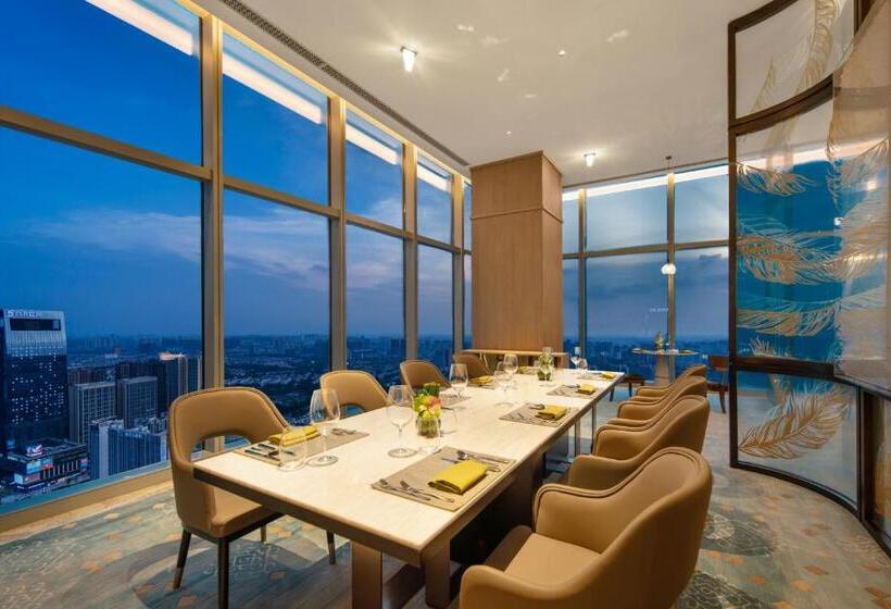 Grand Bay Hotel Chengdu
