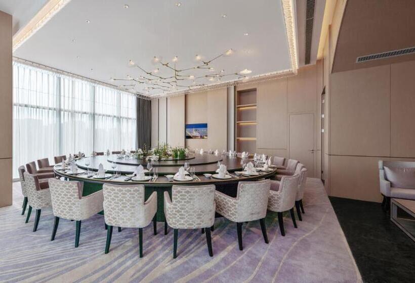 Grand Bay Hotel Chengdu