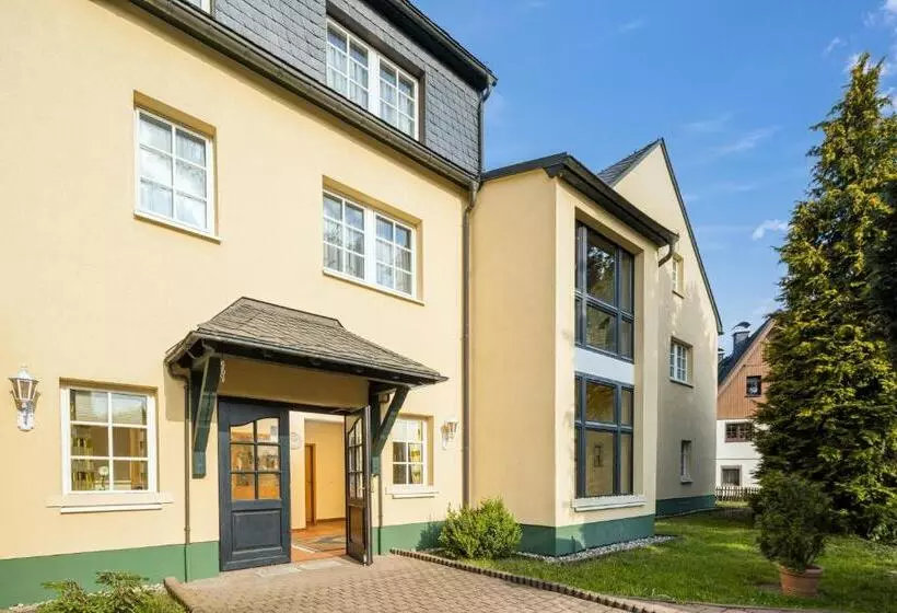 ホテル Landhaus Purschenstein