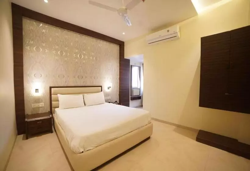 Hotelli Mayur