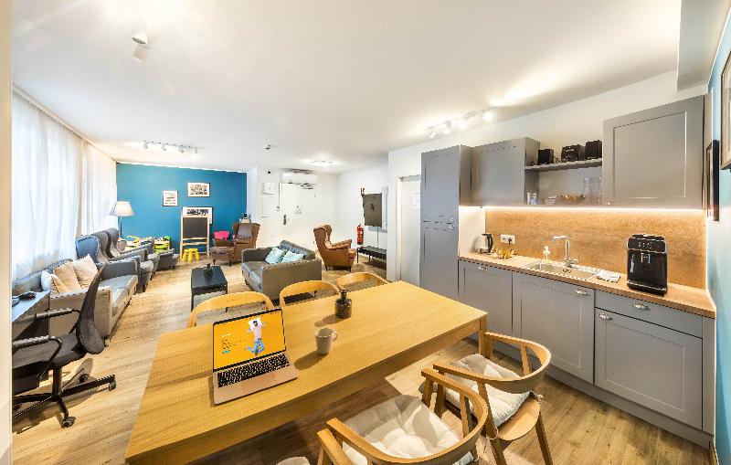 Jimmy S Apartments Lory