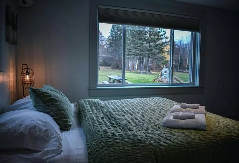 Majatalo Brook Road Inn