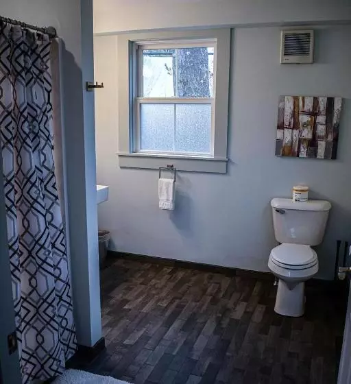 Majatalo Brook Road Inn