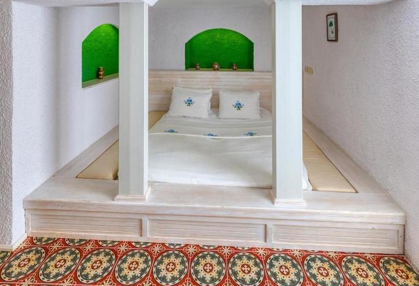 Sigacik Gardenya Buti̇k Otel