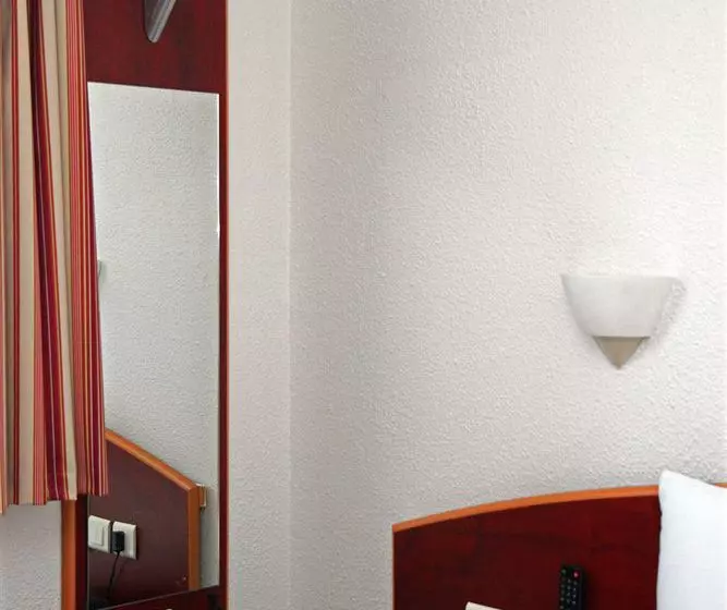 Comfort Hotel Grenoble St. Egreve 