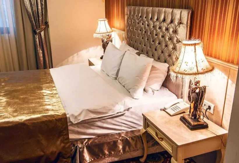 هتل Atropat Old City