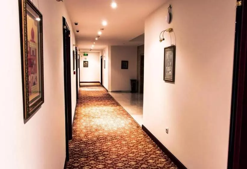 هتل Atropat Old City