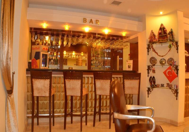 هتل Atropat Old City