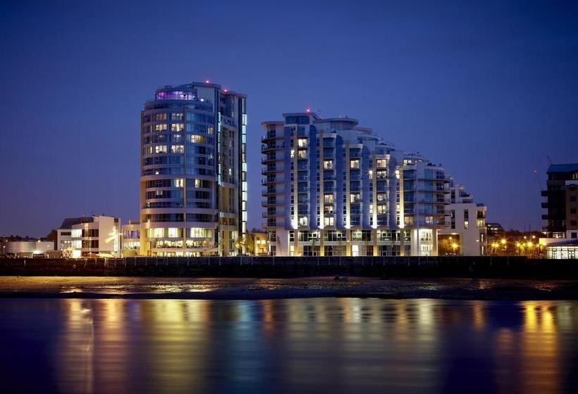 酒店 Crowne Plaza London  Battersea