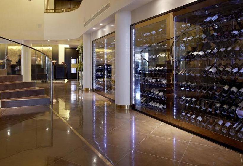 酒店 Crowne Plaza London  Battersea