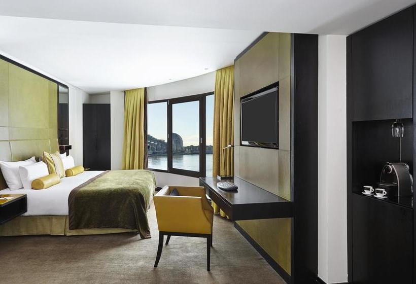 酒店 Crowne Plaza London  Battersea