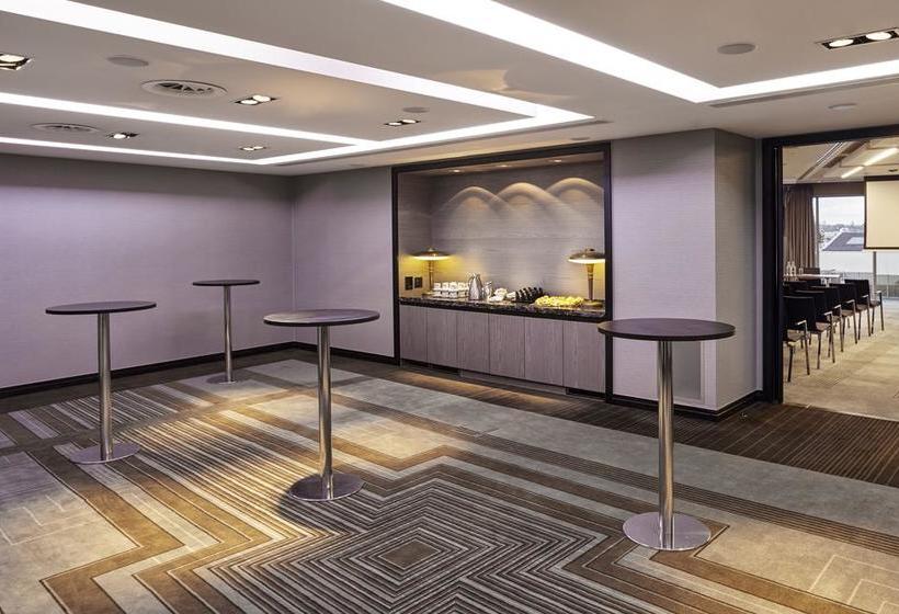 酒店 Crowne Plaza London  Battersea