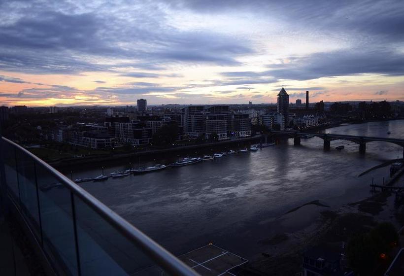 酒店 Crowne Plaza London  Battersea