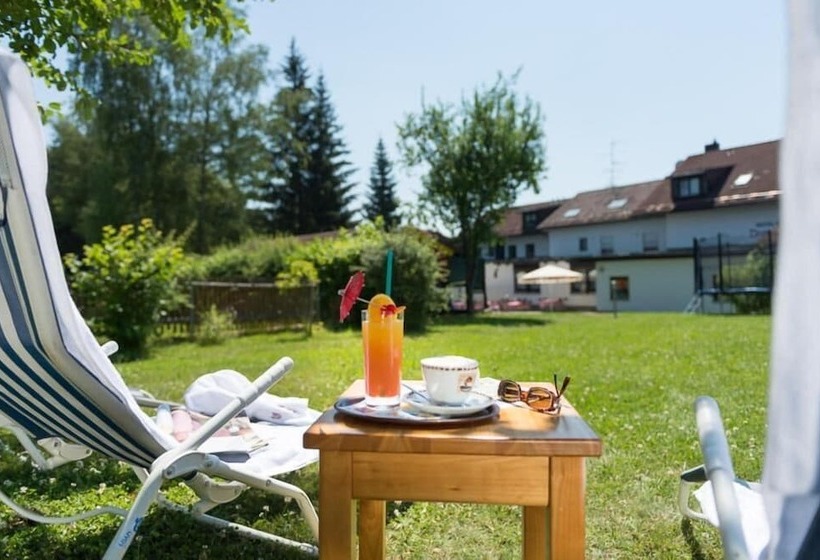 Отель Dreisonnenberg