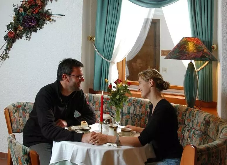 Hotel Dreisonnenberg